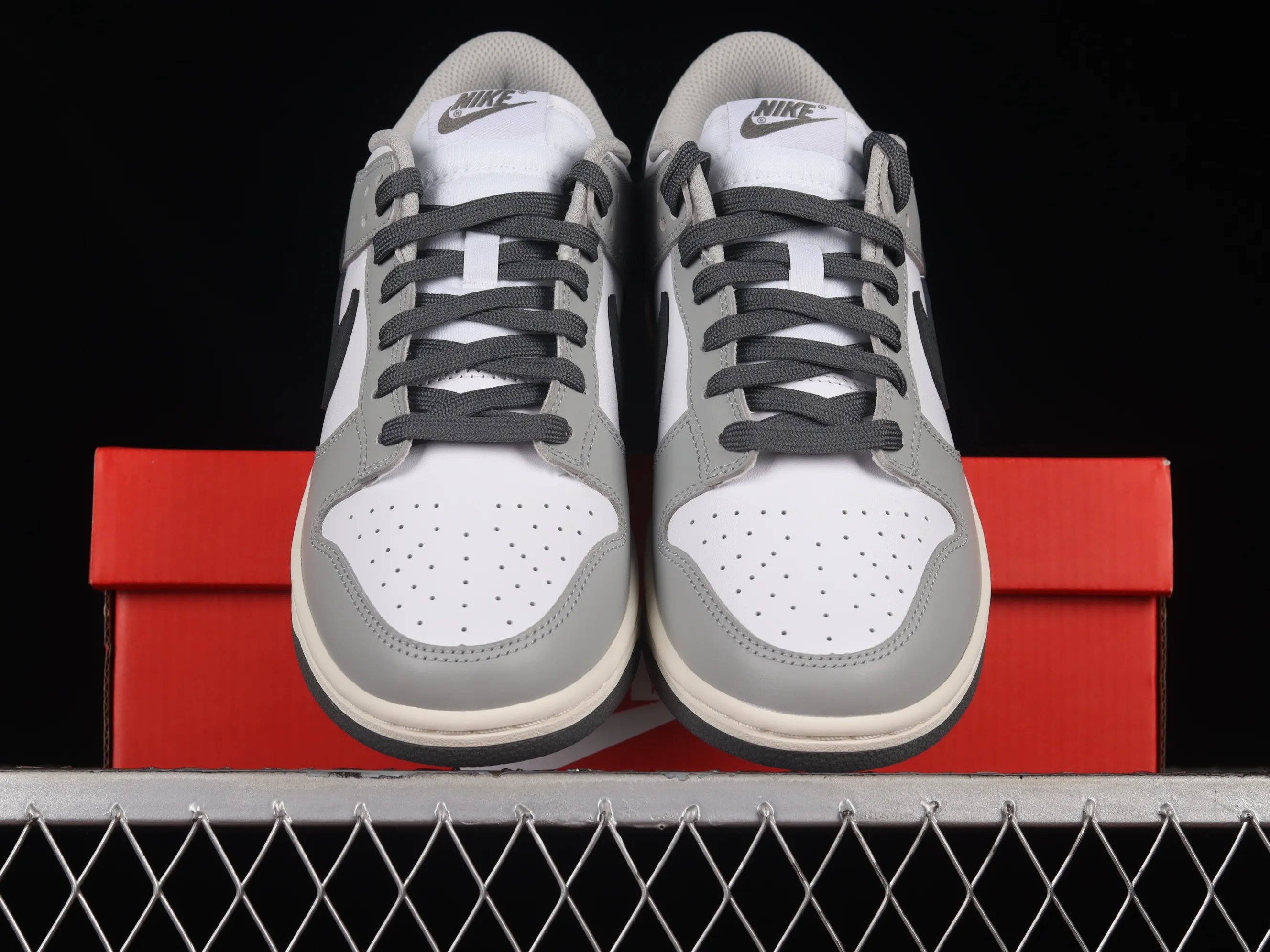 All categories Nk SB Dunk series Nk SB Dunk Low low-top sneakers M version pure original Nk Dunk Low "Light Smoke Grey" white gray SB low-top sports and leisure sneakers DD1503-117